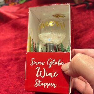 Snow Globe Wine Stopper with Cheers Design new in box